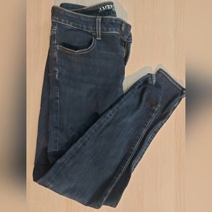 Size 4 regular American Eagle super stretch jeggings